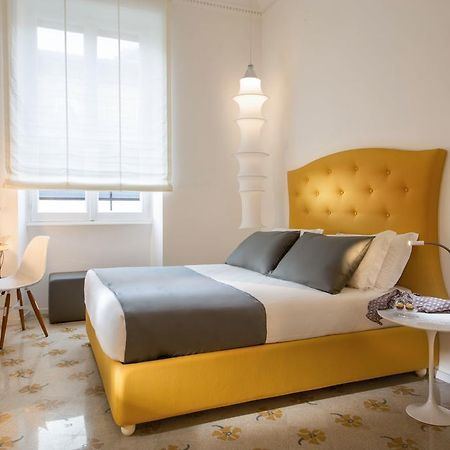 Belli36Rooms Near Spanish Step And Vatican City Roma Habitación foto